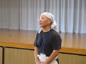 講師