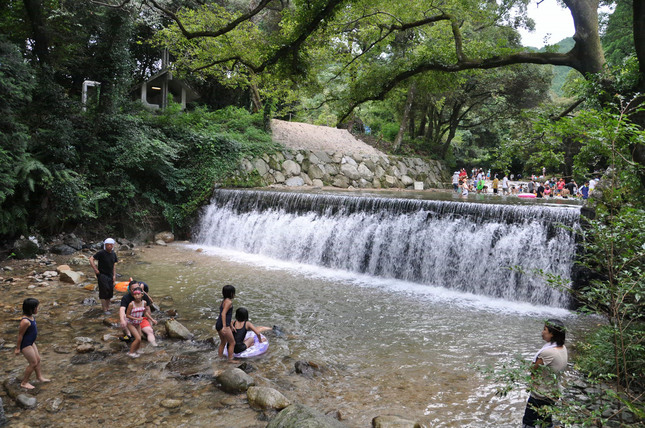 四阿屋遊泳場（牛原町）の画像