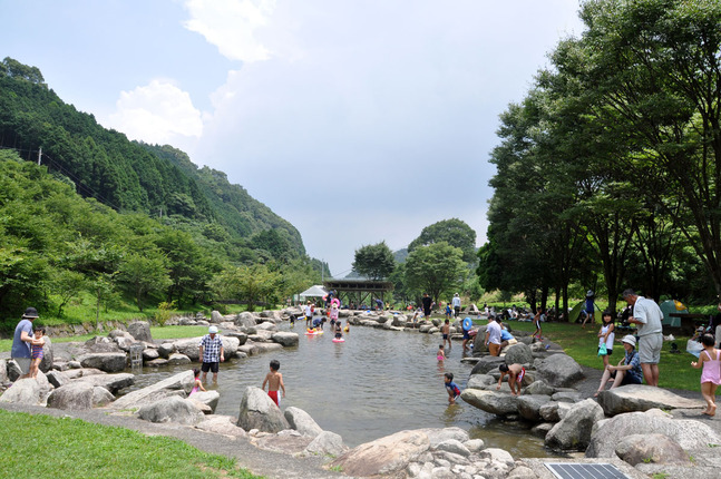 河内河川プール