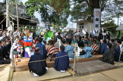 四阿屋神社の御田舞