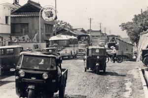 昭和30年代の国道3号曽根崎交差点