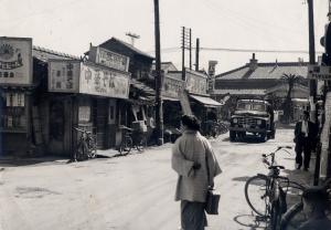昭和30年代の鳥栖駅前の商店街